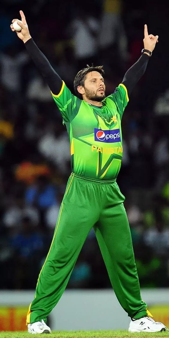 Pashtun cricketer shahid afridi celebrating wicket in his own style